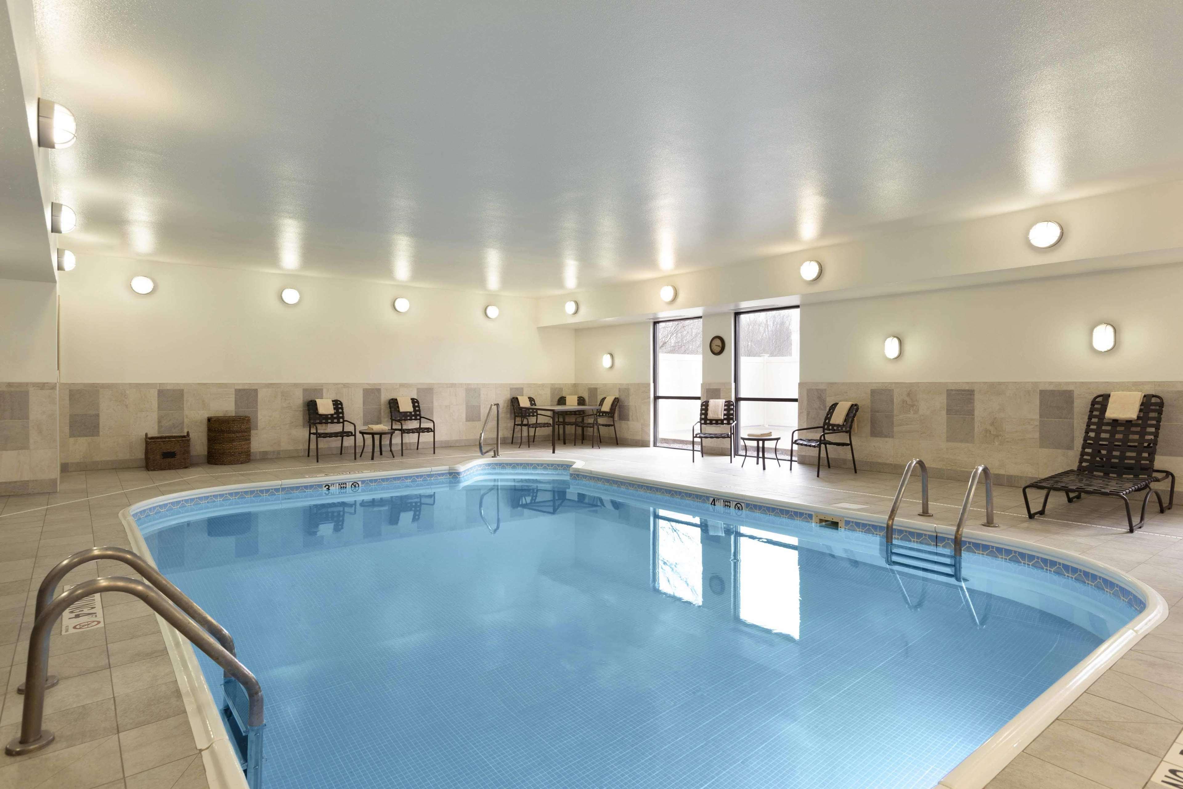 Hampton Inn Youngstown/Boardman Poland Bagian luar foto