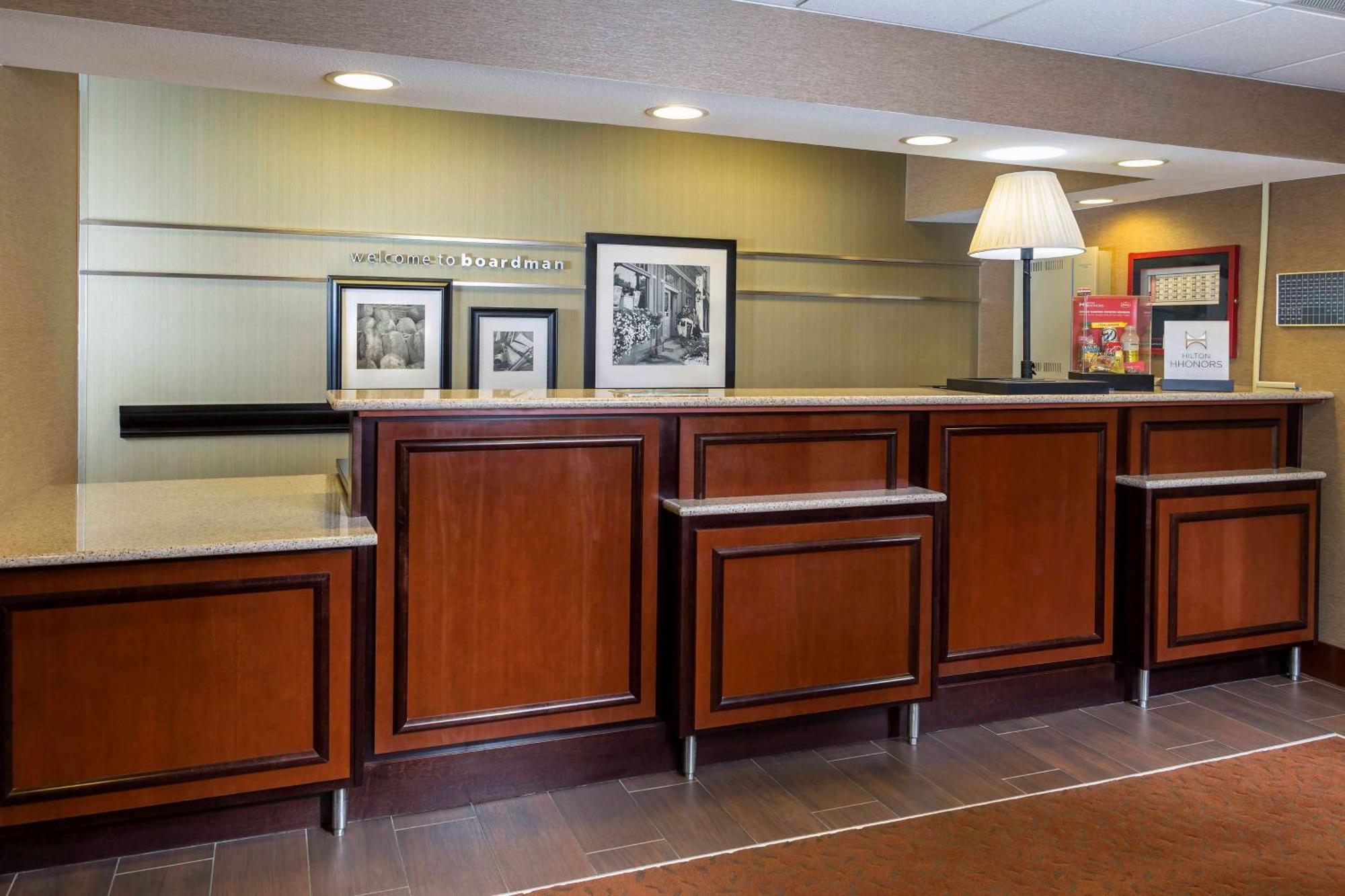 Hampton Inn Youngstown/Boardman Poland Bagian luar foto