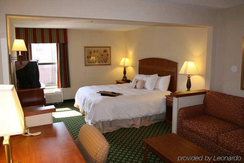 Hampton Inn Youngstown/Boardman Poland Ruang foto